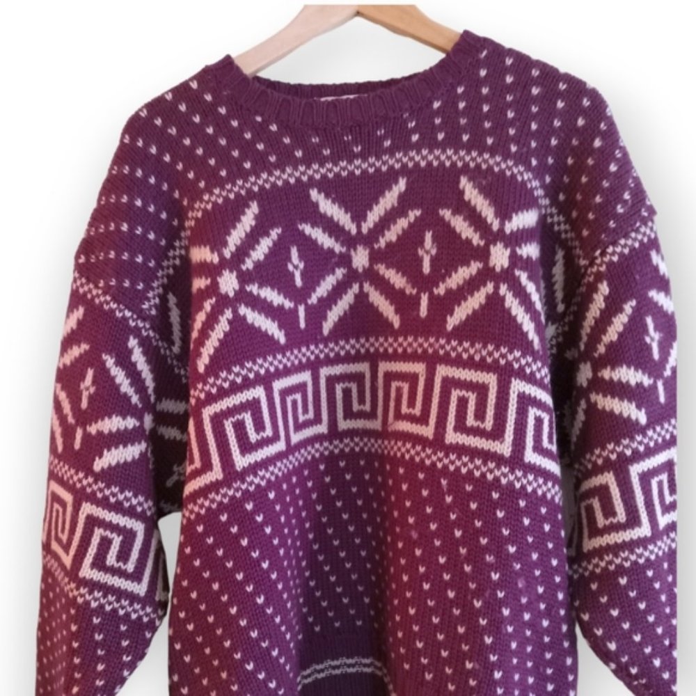 Giani vintage very thick 100% wool sweater made In Italy purple white
